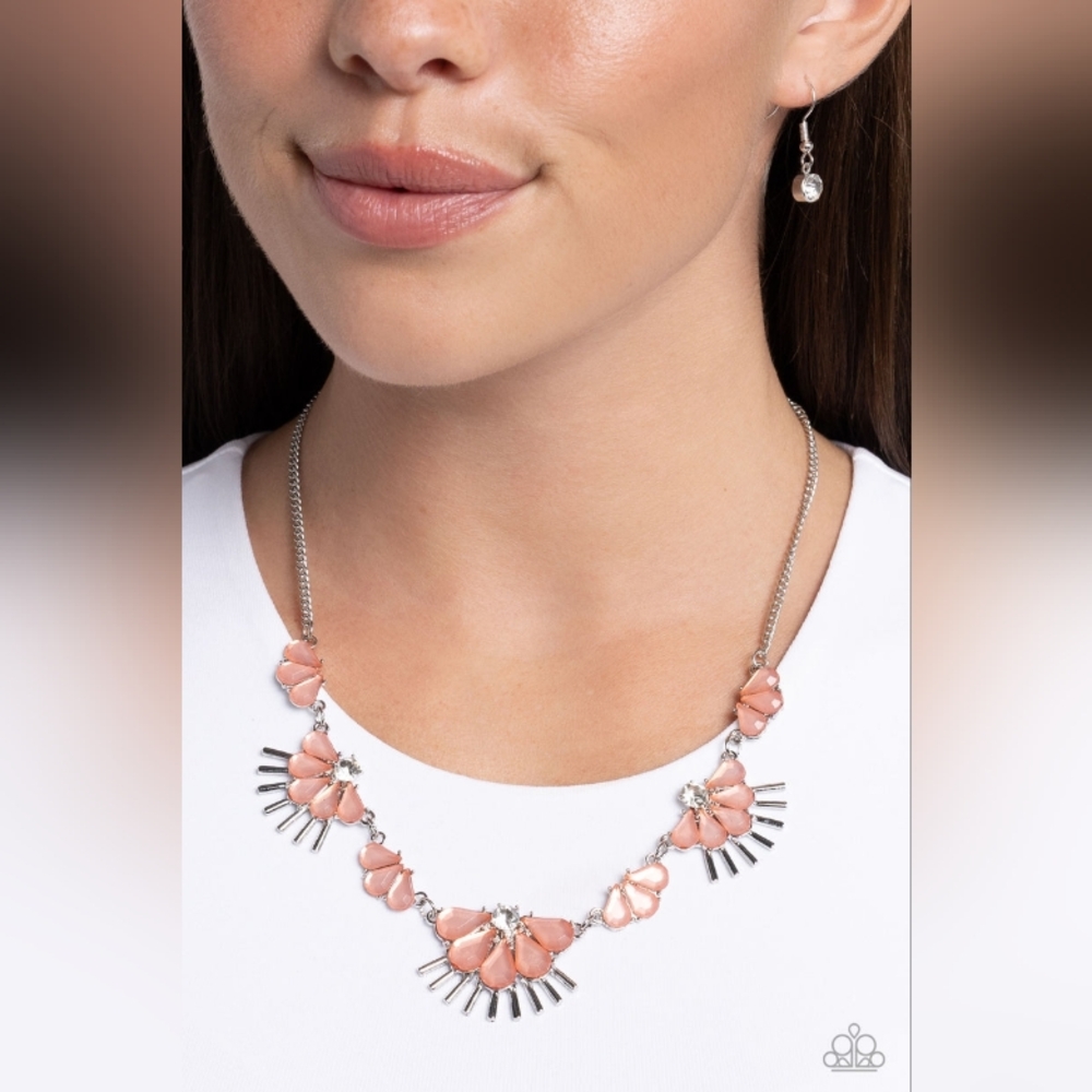 Fluttering Fan Necklace